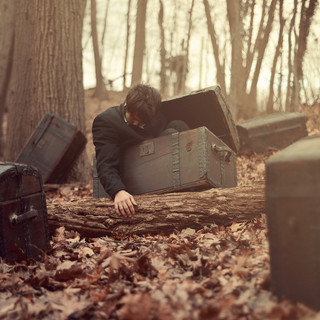 Illustration for article titled A victim of sleep-paralysis recreates his visions in photographs